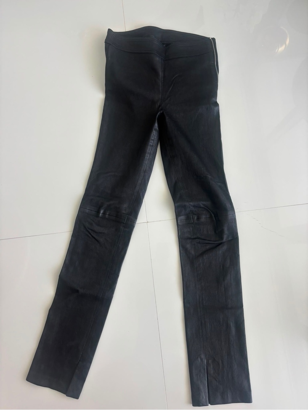 Helmut Lang Leather Pants
Size 6